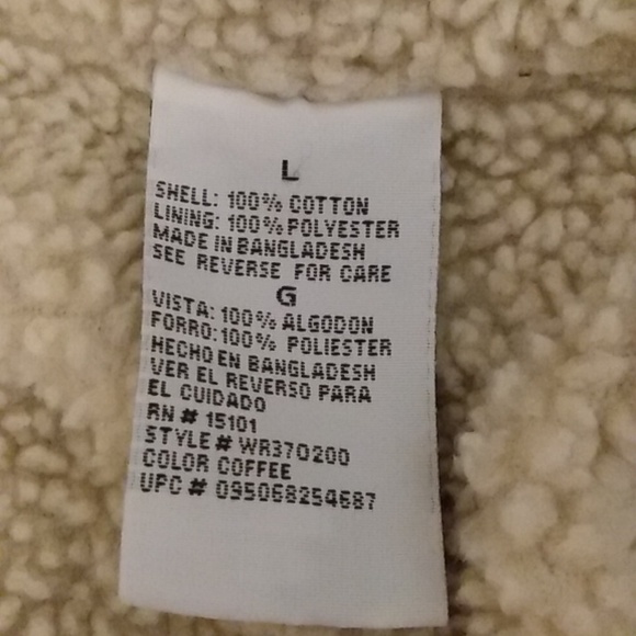 Wrangler Green Insulated Vest for Outdoor Adventures Size Large - Picture 6 of 6